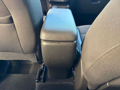 Used 2025 Chevrolet TrailBlazer LT image 24