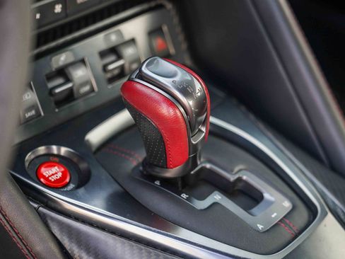 Used 2018 Nissan GT-R NISMO image 64