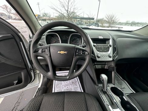 Used 2014 Chevrolet Equinox LS image 12