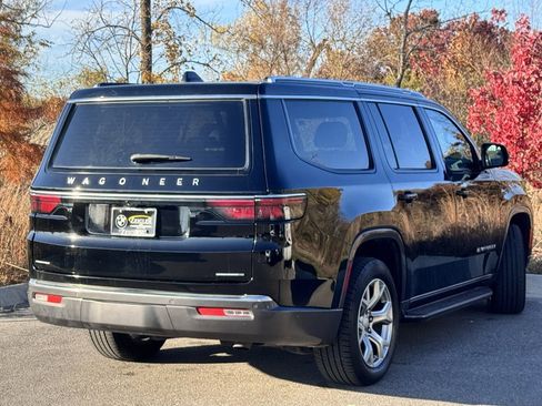 Used 2022 Jeep Wagoneer Series II image 6