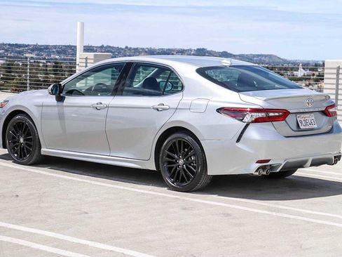 Used 2024 Toyota Camry XSE FWD image 6
