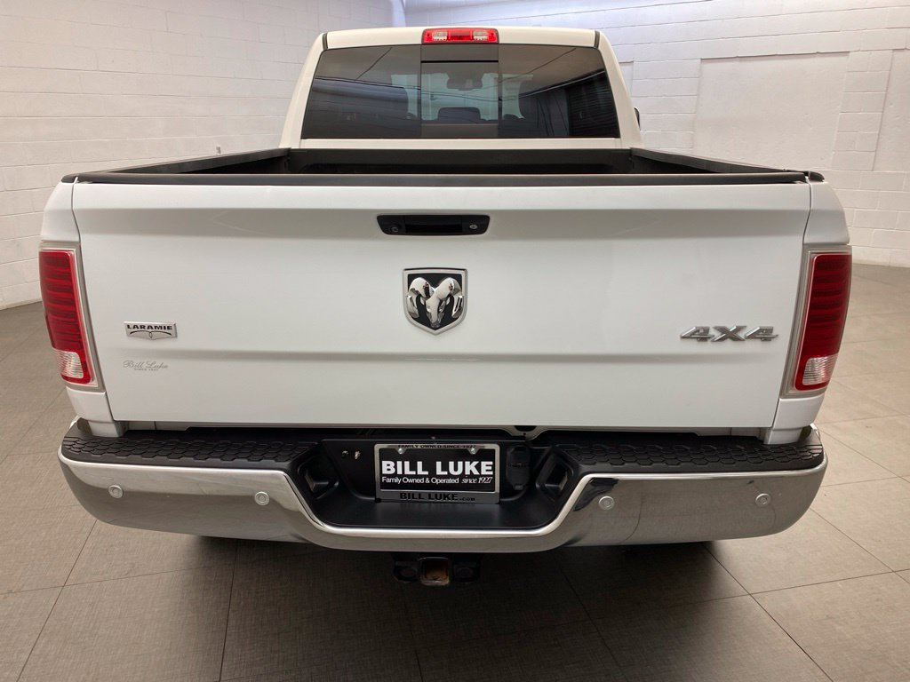 Used 2016 RAM 3500 Laramie w/ Convenience Group AWD/4WD image 5