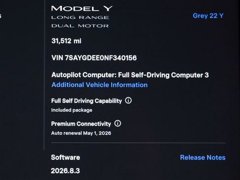 Used 2022 Tesla Model Y Long Range image 18