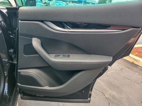 Used 2022 Maserati Levante GT image 22