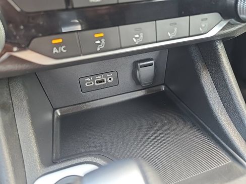 Used 2023 Nissan Sentra SV w/ Trunk Package FWD image 41