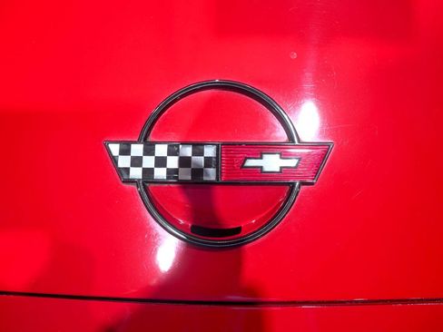 Used 1990 Chevrolet Corvette Coupe image 28