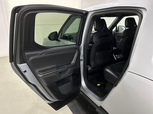 Used 2025 Rivian R1T Adventure image 17