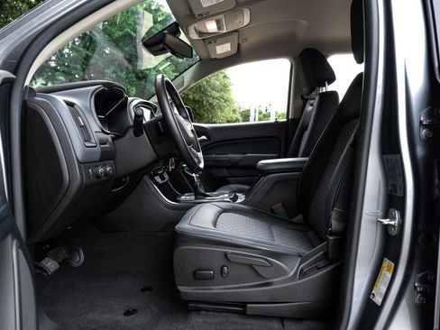 Used 2022 Chevrolet Colorado Z71 w/ Safety Package AWD/4WD image 42