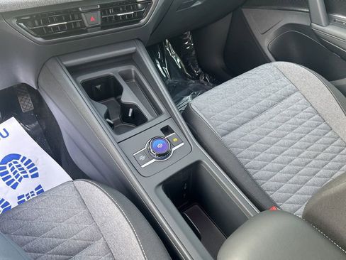 New 2026 Volkswagen Tiguan S image 18