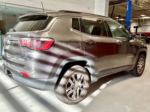 Used 2020 Jeep Compass Latitude AWD/4WD image 31