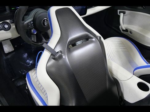 Used 2023 Maserati MC20 Spyder image 34