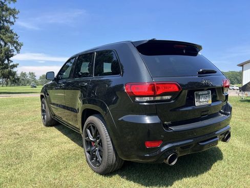 Used 2016 Jeep Grand Cherokee SRT AWD/4WD image 14