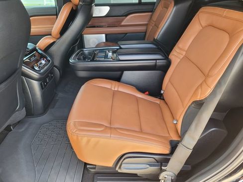 Used 2020 Lincoln Navigator Reserve w/ Equipment Group 208A Reserve AWD/4WD image 26