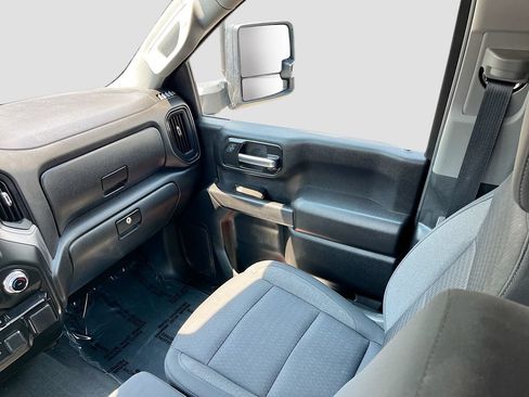 Used 2025 GMC Sierra 2500 Pro w/ 1SA Pro Safety Plus Package AWD/4WD image 21