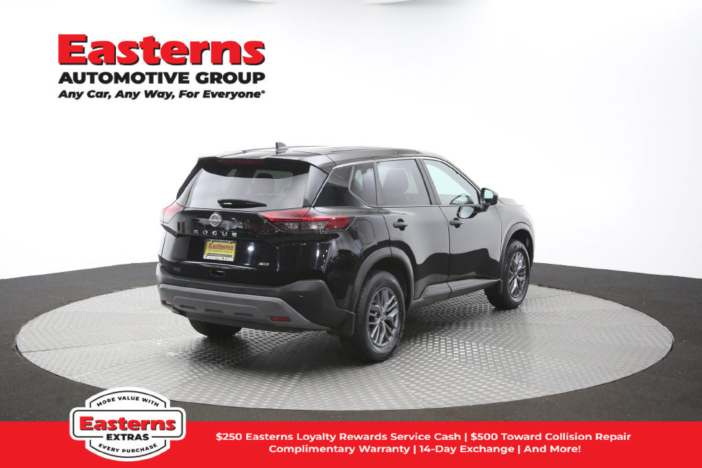 Used 2023 Nissan Rogue S AWD/4WD image 42
