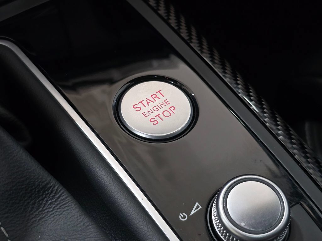 Used 2015 Audi RS 7 Prestige w/ Carbon-Optic Package AWD/4WD image 15