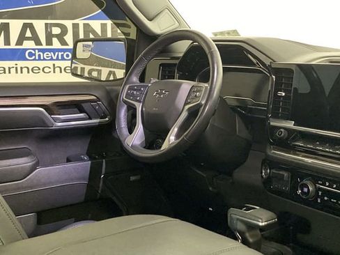 Used 2023 Chevrolet Silverado 1500 RST w/ Convenience Package II image 10