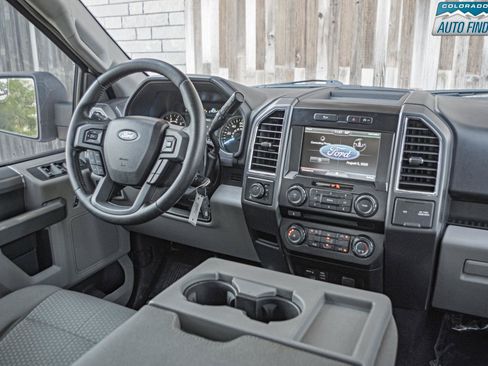 Used 2015 Ford F150 XLT w/ Equipment Group 302A Luxury AWD/4WD image 15