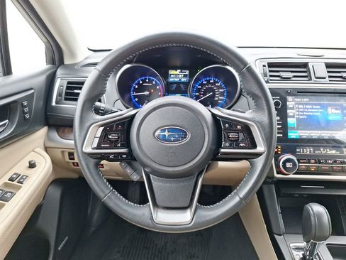 Used 2018 Subaru Outback 2.5i Limited image 13