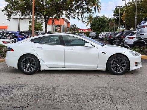 Used 2019 Tesla Model S 100D image 18