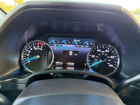 Used 2020 Ford F350 Platinum w/ Snow Plow Prep Package AWD/4WD image 13