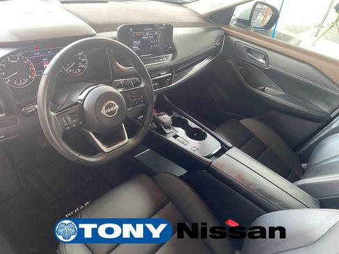 Used 2023 Nissan Rogue SL w/ SL Premium Package FWD image 13