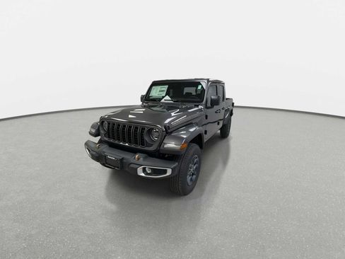 New 2026 Jeep Gladiator Sport AWD/4WD image 4