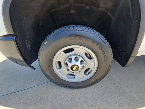 Used 2024 Chevrolet Silverado 2500 W/T w/ WT Convenience Package image 25