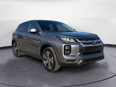Used 2025 Mitsubishi Outlander Sport ES image 8