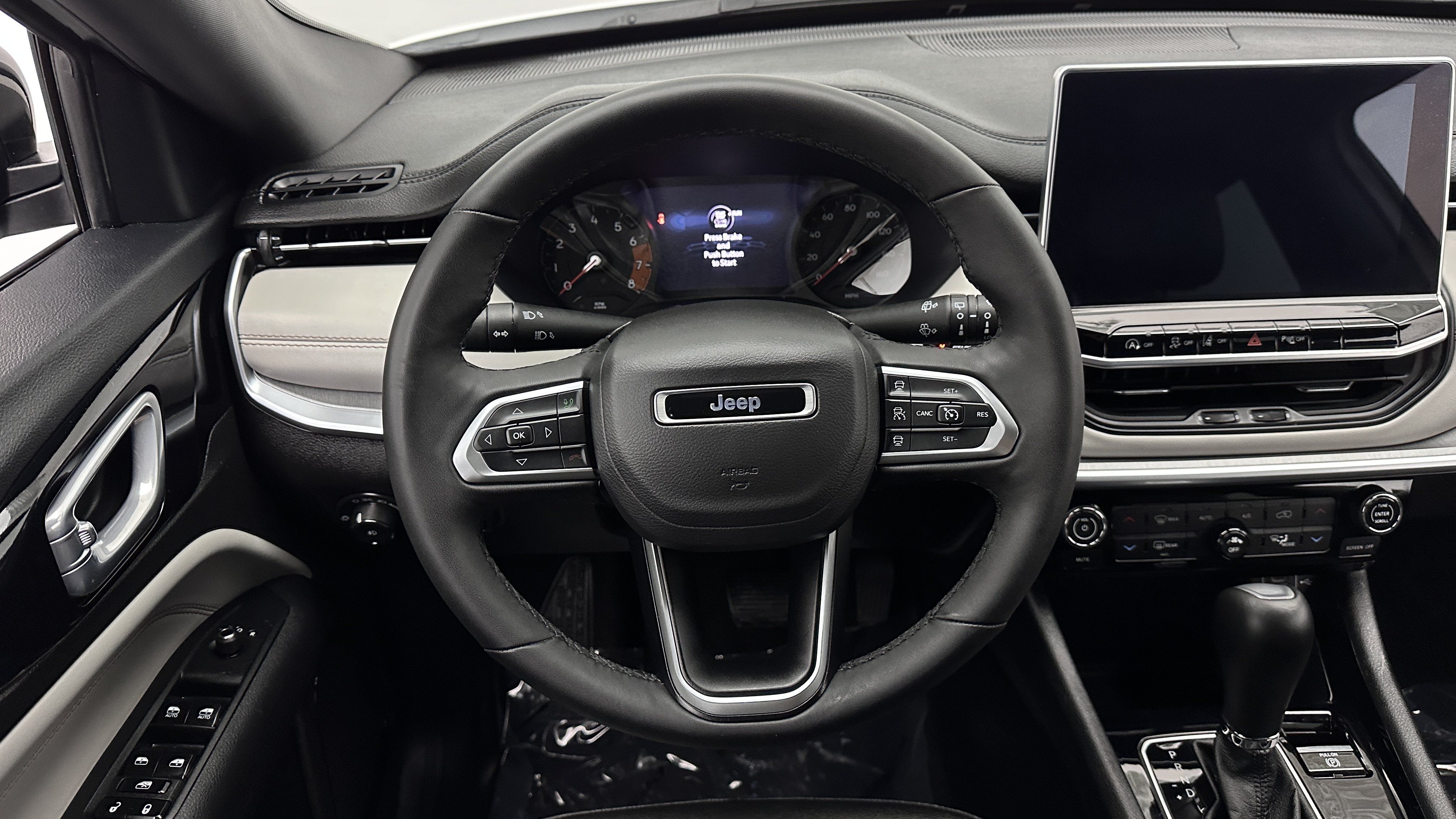 Used 2025 Jeep Compass Limited AWD/4WD image 24