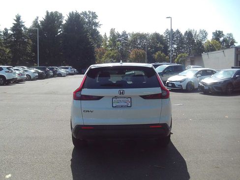 Used 2023 Honda CR-V EX-L image 4