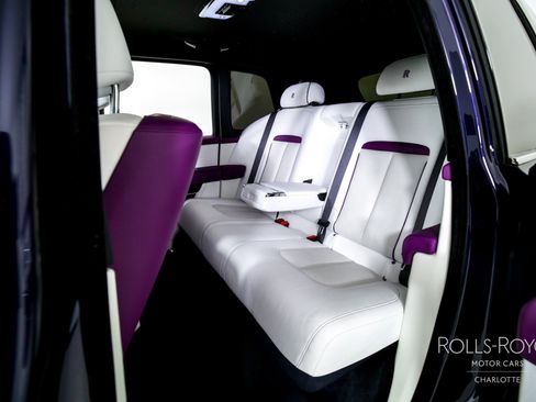 Used 2023 Rolls-Royce Cullinan image 18