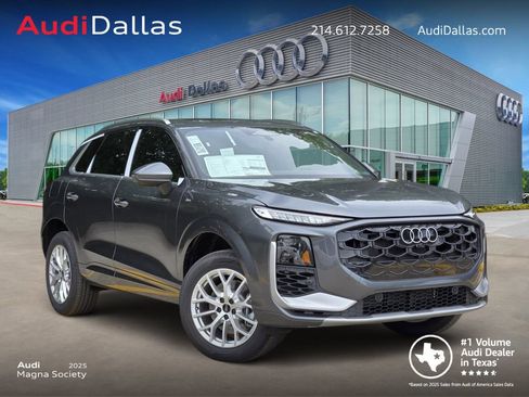 New 2026 Audi Q3 quattro 2.0T AWD/4WD image 1