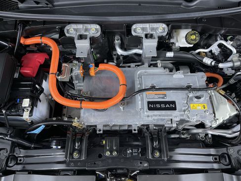 Certified 2024 Nissan Ariya AWD image 28