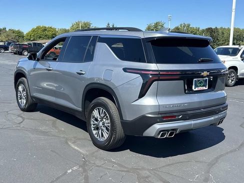 Certified 2024 Chevrolet Traverse LT w/ Trailering Package AWD/4WD image 5