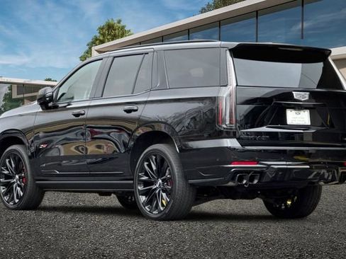 Certified 2025 Cadillac Escalade V image 5