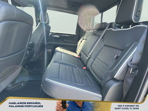 Used 2024 GMC Sierra 2500 AT4X AWD/4WD image 28