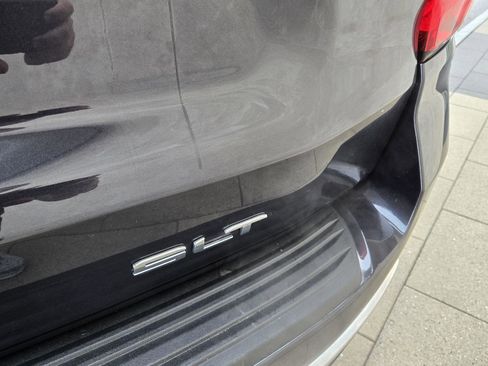 Used 2023 GMC Yukon SLT image 13