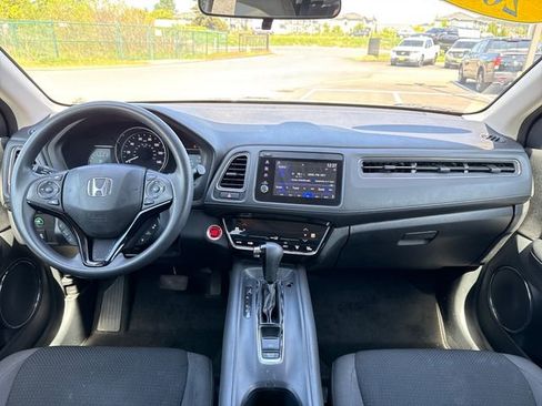 Used 2022 Honda HR-V EX image 15