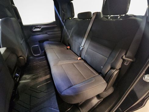 Certified 2025 Chevrolet Silverado 1500 RST w/ LPO, Dark Essentials Package AWD/4WD image 24