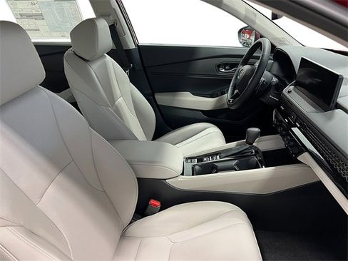 New 2025 Honda Accord EX-L image 32