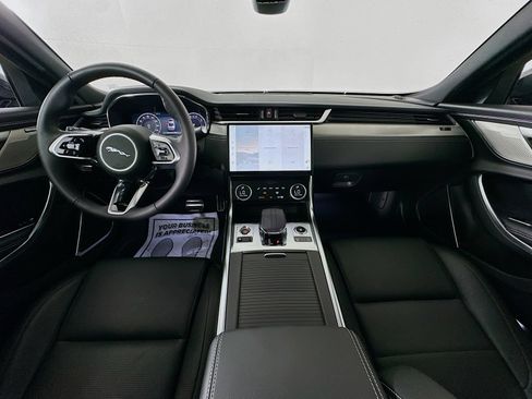 Used 2024 Jaguar XF R-Dynamic SE AWD/4WD image 14