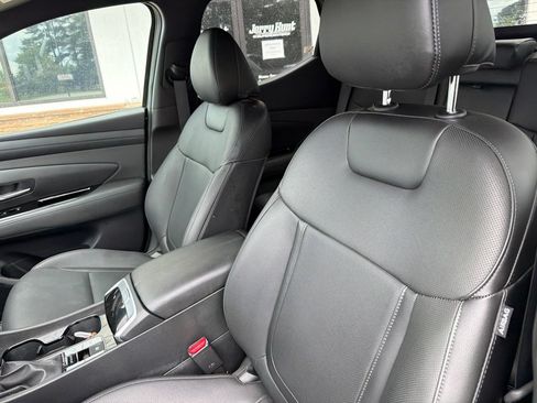 Used 2025 Hyundai Santa Cruz SEL AWD/4WD image 3