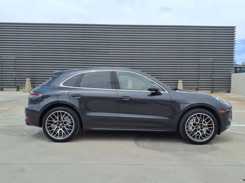 Used 2020 Porsche Macan Turbo AWD/4WD image 7