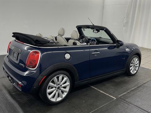 Used 2019 MINI Cooper S image 36