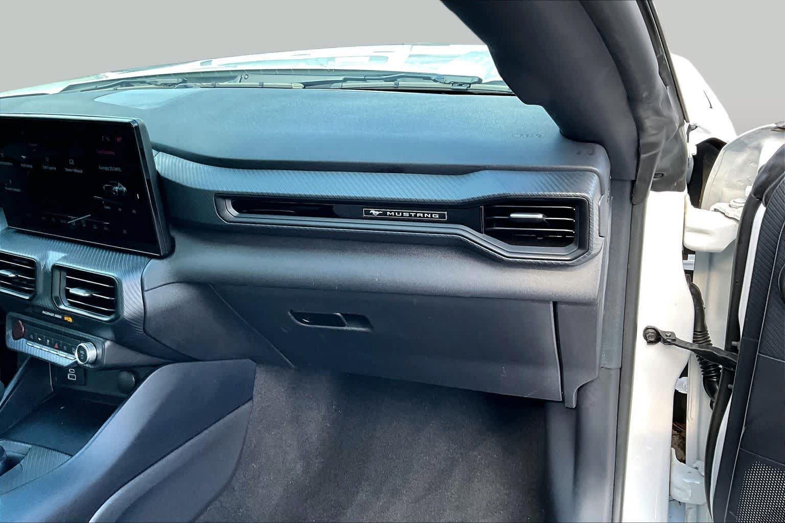 Used 2025 Ford Mustang Coupe RWD image 19