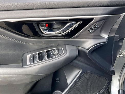 Used 2020 Subaru Outback Limited image 35