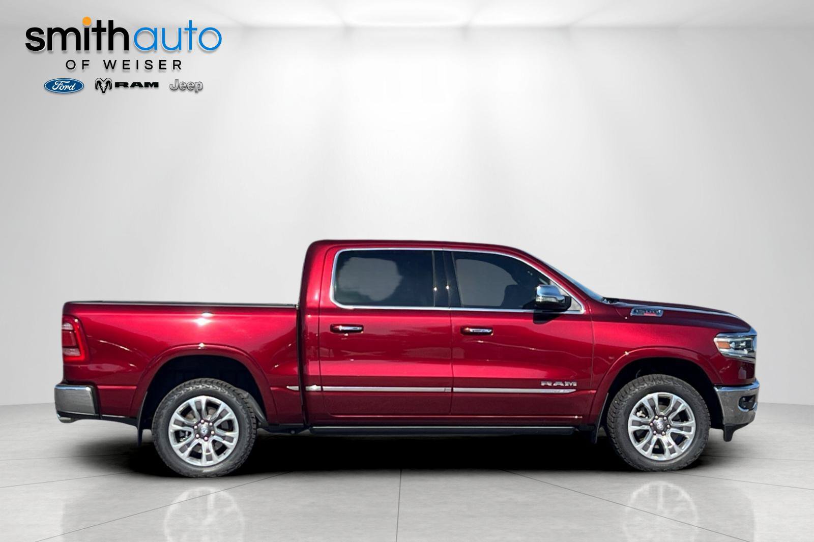 Used 2022 RAM 1500 Limited AWD/4WD image 3