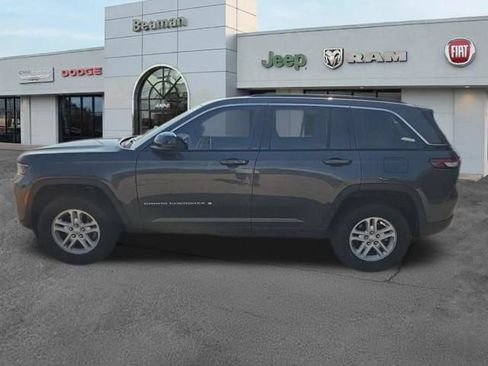 Used 2024 Jeep Grand Cherokee Laredo w/ Luxury Tech Group I AWD/4WD image 6