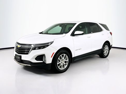 Used 2024 Chevrolet Equinox LT image 3